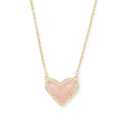 Elegant Women's O-Shaped Necklace with Heart-Shaped Pendant