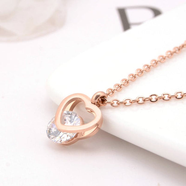 Women's Diamond-embedded Love Rose Gold Necklace - Titanium Steel
